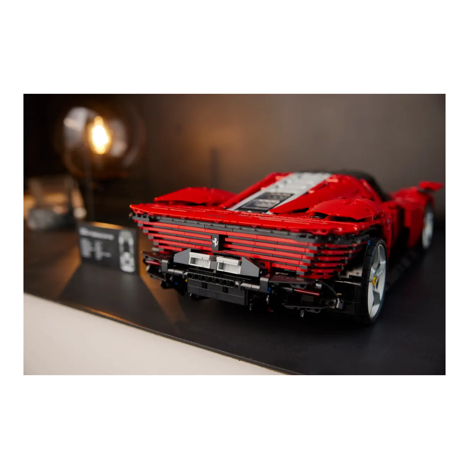 Конструктор LEGO Technic Ferrari Daytona SP3, 3778 шт - 8