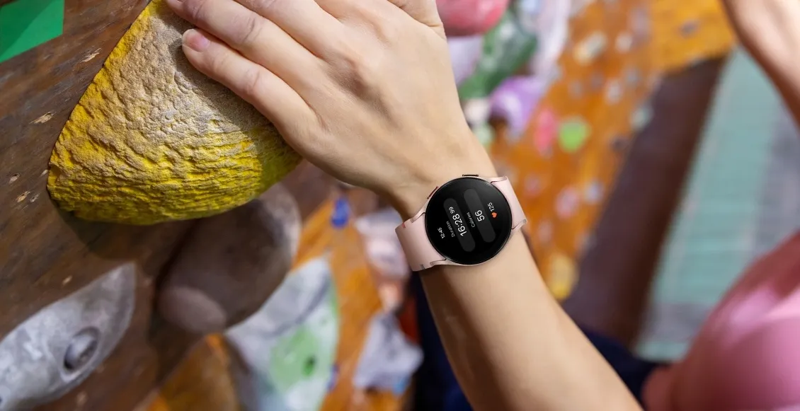 Умные часы Samsung Galaxy Watch FE 40мм серебристый Умные часы Samsung Galaxy Watch FE 40мм серебристый - 5